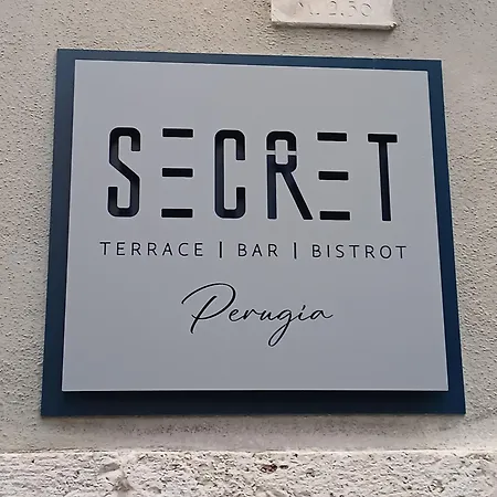 Priori Secret Garden 酒店 4*