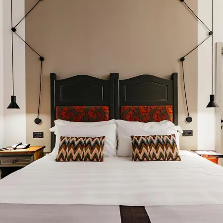 Priori Secret Garden 4* Perugia